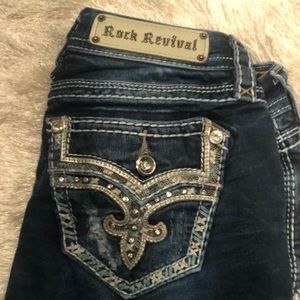 Rock Revival Crop Meir